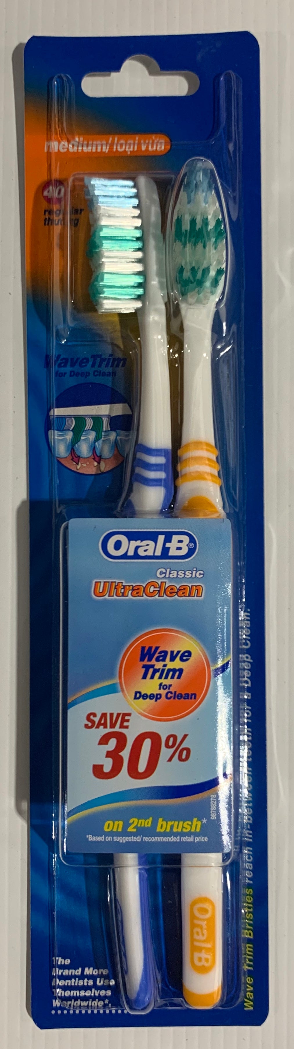Oral B 2 Pack TOOTHBRUSHES Classic Ultra Clean